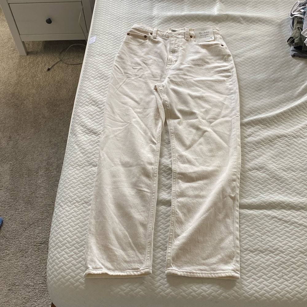 Abercrombie & Fitch ankle strait  ultra high rise jeans